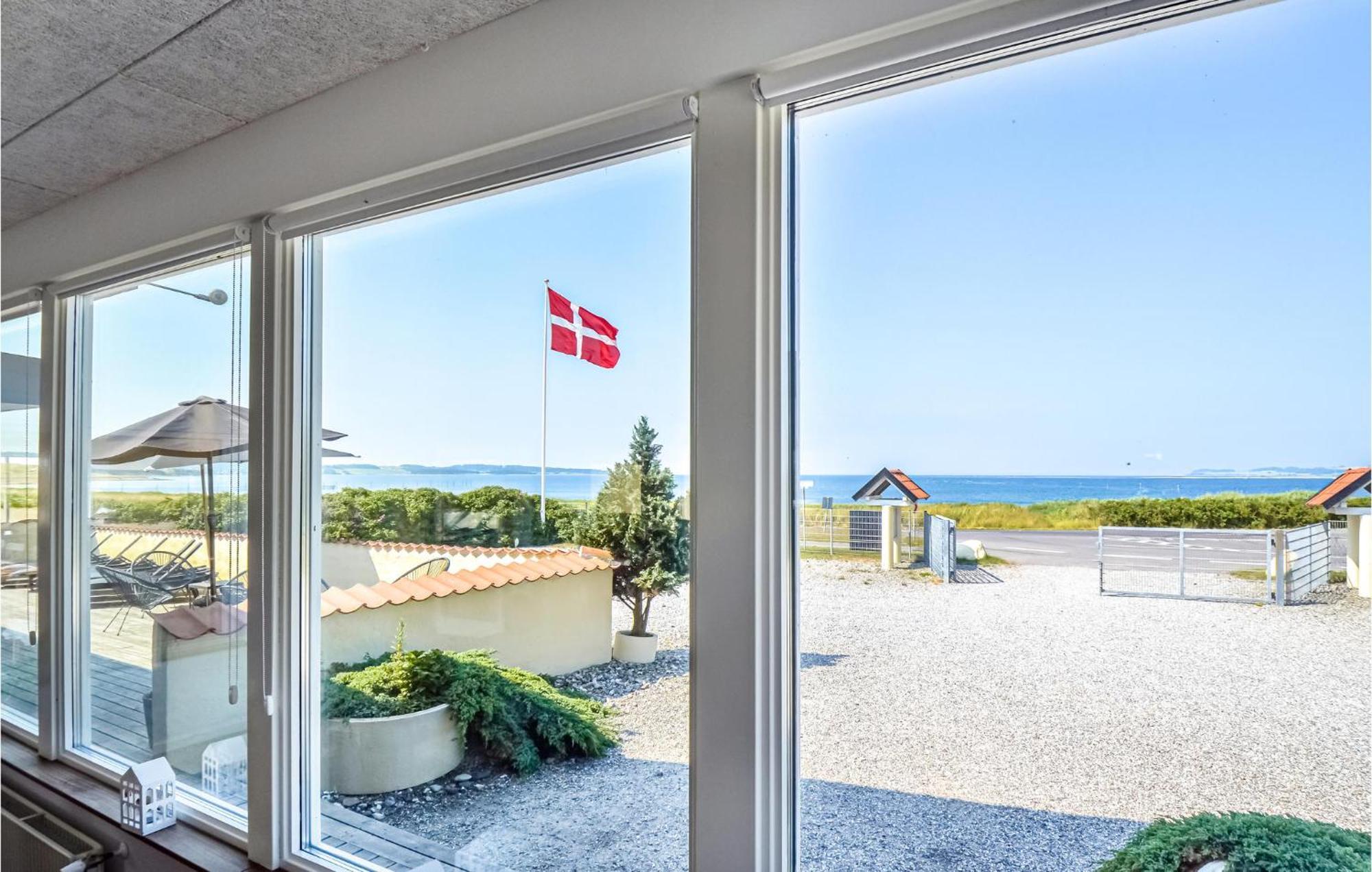 Strandhuset Knebel Екстер'єр фото