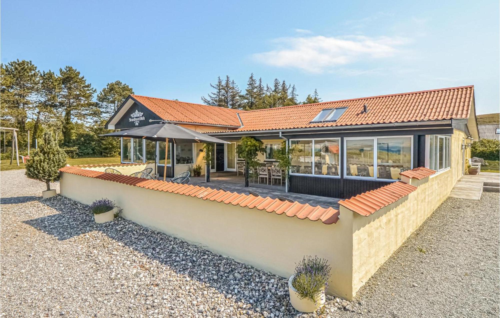 Strandhuset Knebel Екстер'єр фото